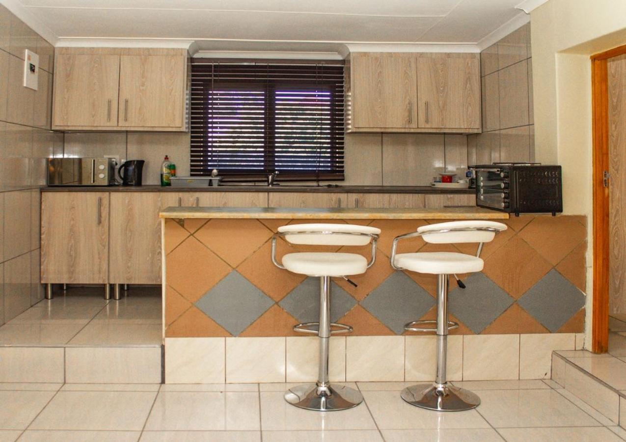 15 @ Porter Guesthouse Port Shepstone Dış mekan fotoğraf